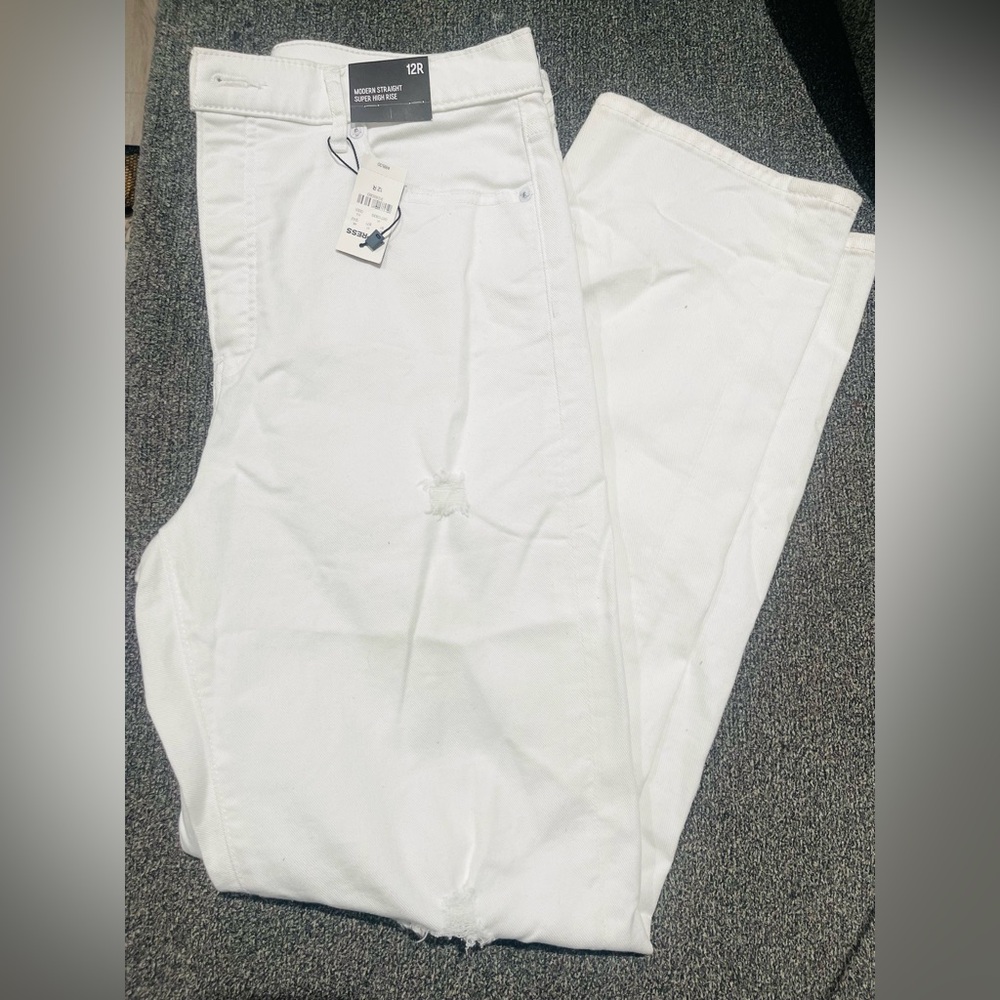 Express Modern Straight Super High Rise White Jeans